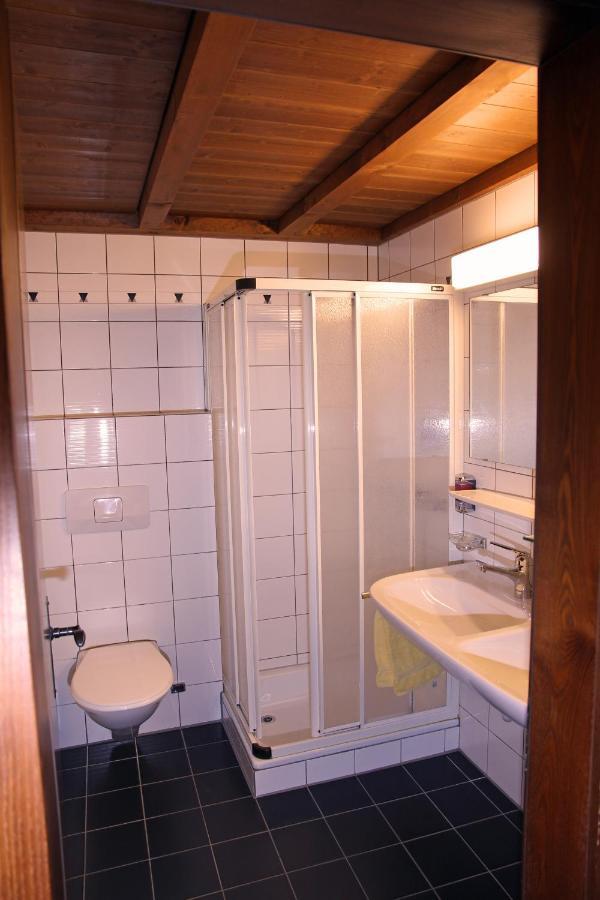 Hotel Bahnhof Giswil Room photo